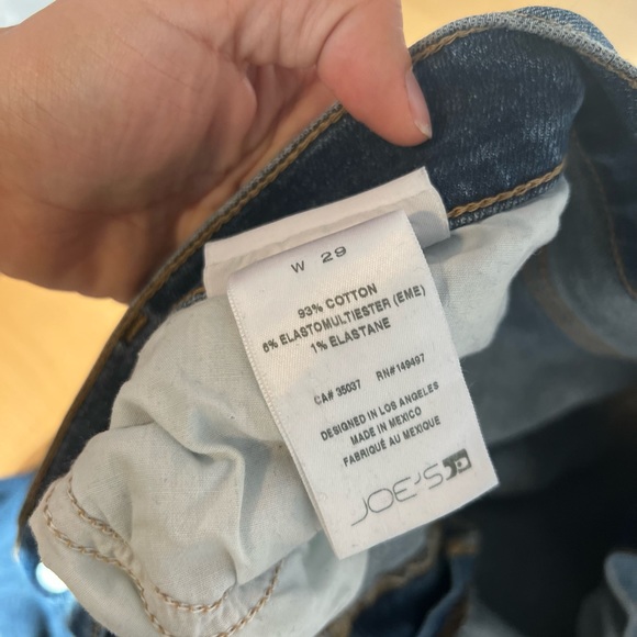 Joe’s THE CHARLIE
HIGH RISE SKINNY ANKLE // IGNITE - Picture 9 of 10